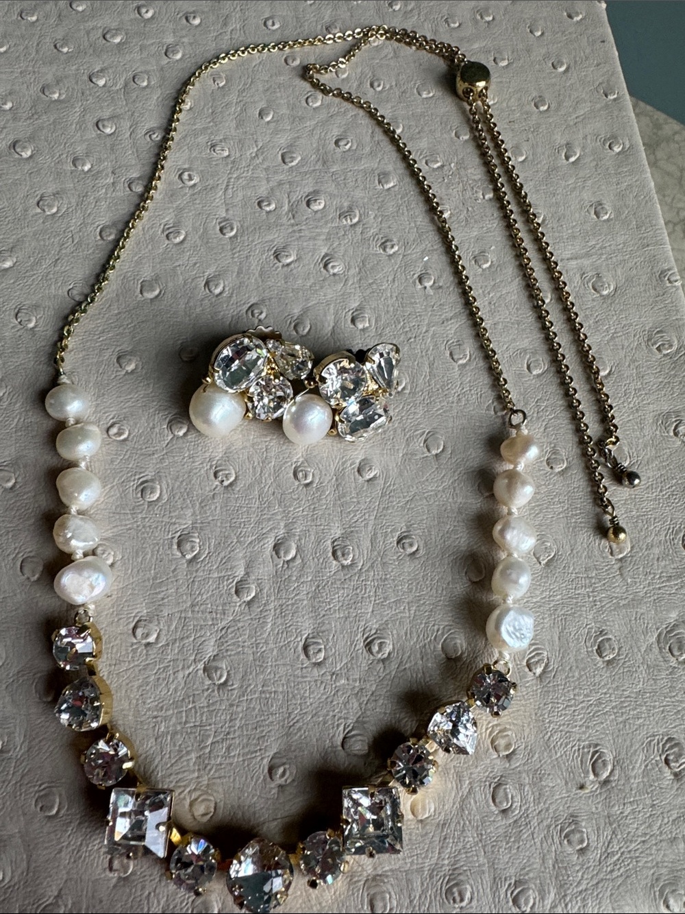 Sorrelli Pearl and Crystal Statement Necklace with Matching Earrings